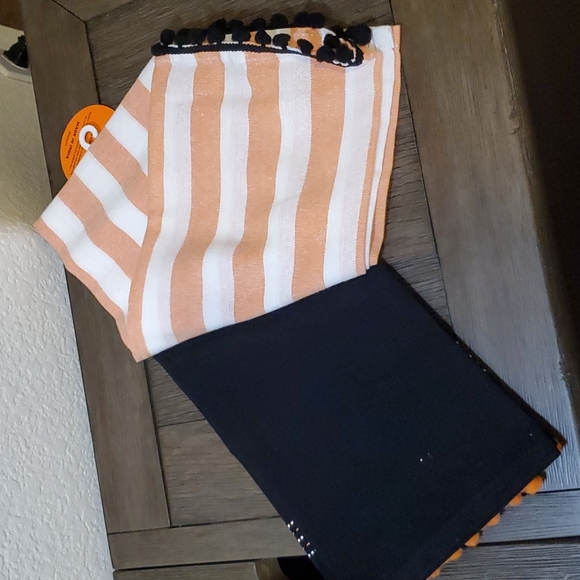 Squad Ghouls Ghosts Set of 2 Decorative Kitchen Towels - Picture 4 of 7